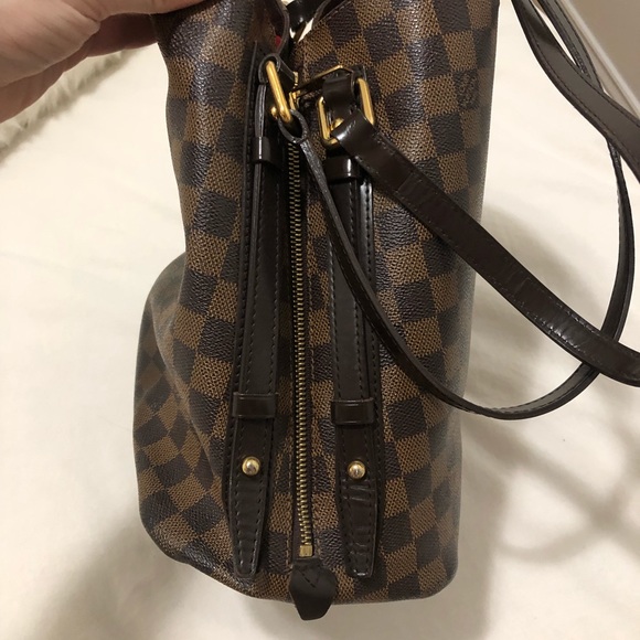 Louis Vuitton Rivington Bag - Picture 4 of 7